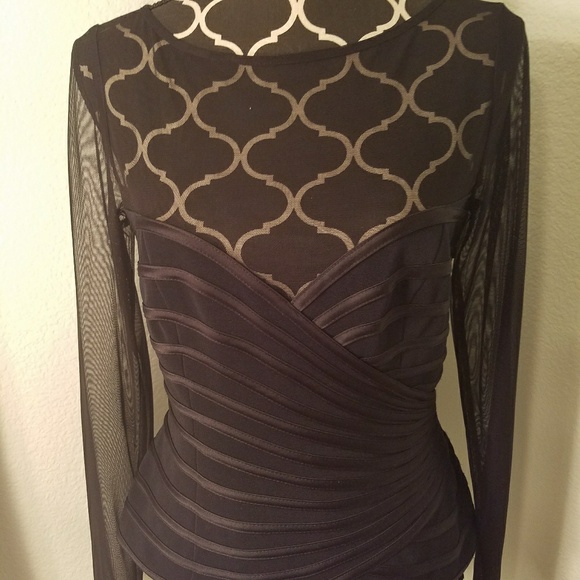 JS Collections shear sleeves top size 8 - Picture 2 of 2